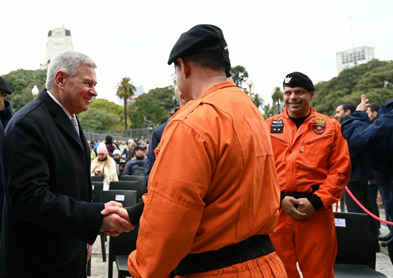 BOMBEROS